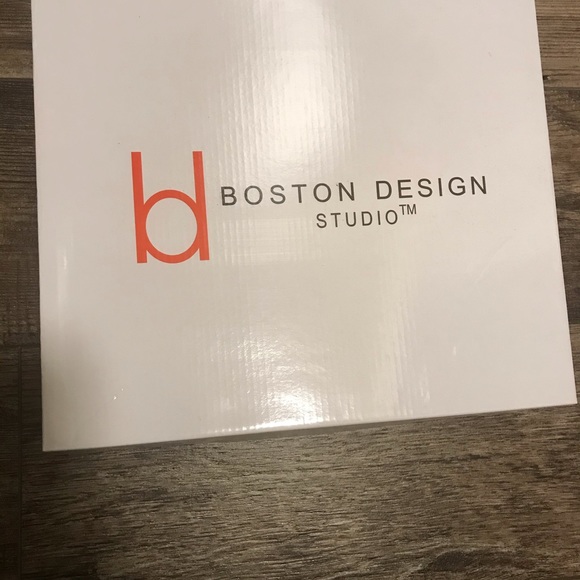 Boston Design Studio Boots - Picture 3 of 7